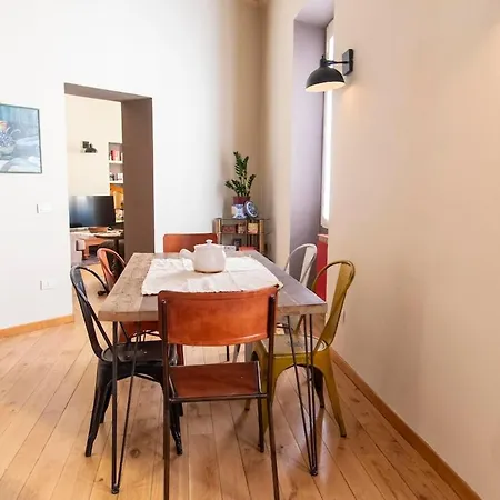 Rione Monti 2 Bedrooms 2 Bathrooms