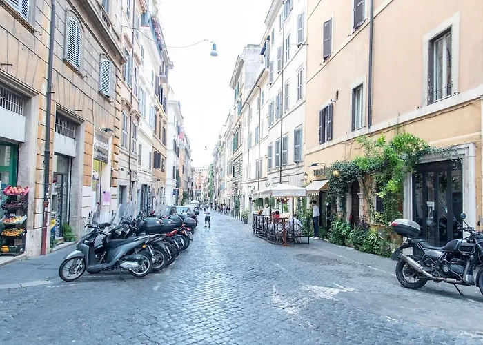 Appartamento Rione Monti 2 Bedrooms 2 Bathrooms *